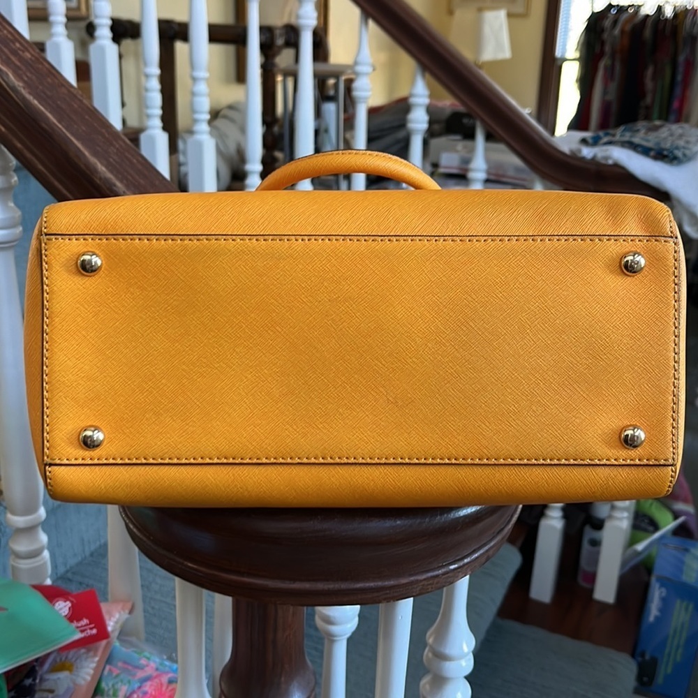 Michael Kors Satchel, Crossbody bag & wallet leather Vibrant goldenrod color - Picture 9 of 16